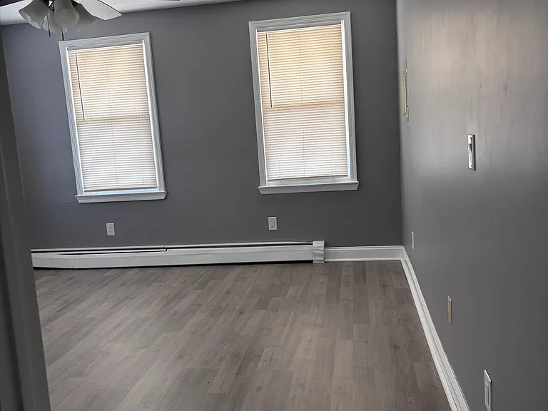 267 S Main St — Photo 5