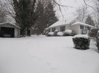 114 Love St, Hendersonville, NC 28791