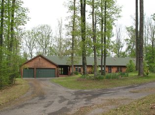 26207 Jackson Rd, Borden, IN 47106