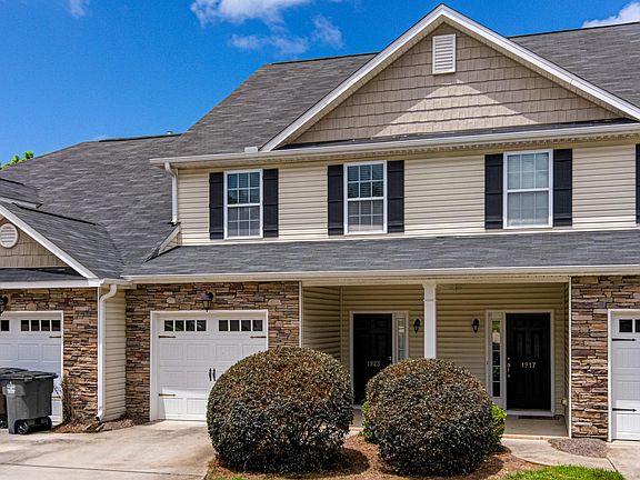3rd image of 1923 Sentry Pointe Ln