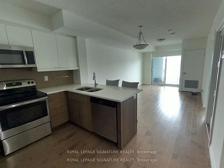 53 Arthur St N #607 — Photo 11