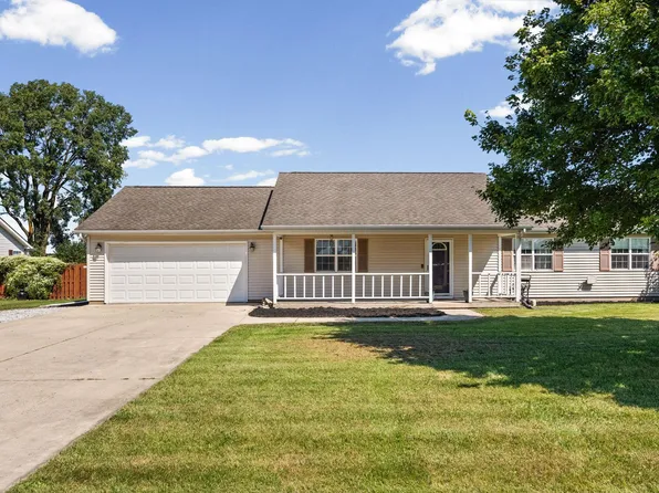 415 E Briar St, Otterbein, IN 47970