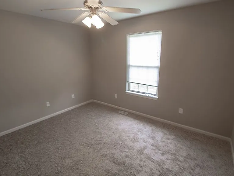 4014 Snowy Owl Dr — Photo 23