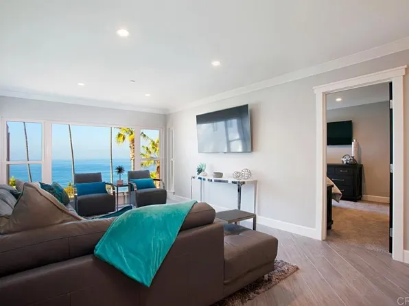 1040 S Coast Blvd S, La Jolla, CA 92037