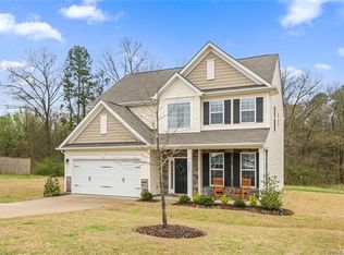 5400 Fenway Dr, Charlotte, NC 28273