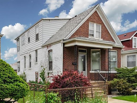 2nd image of 3928 N Oak Park Ave