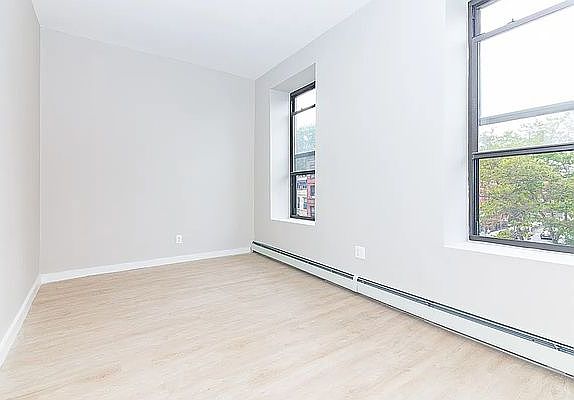 5th image of 654 Putnam Ave #4F