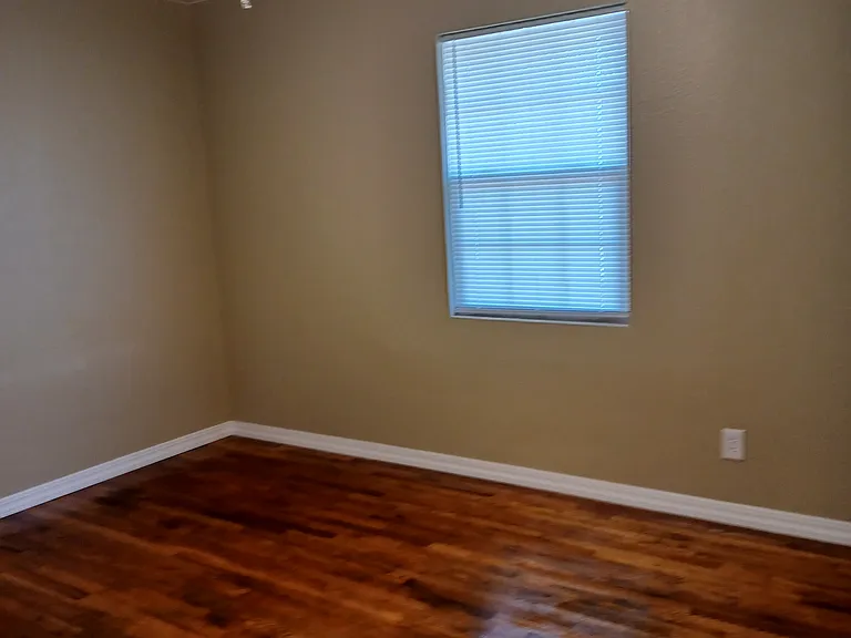 128 E Manana Blvd — Photo 11