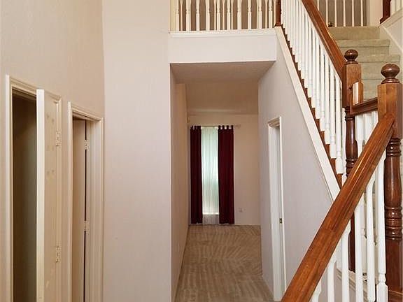 4th image of 4609 Mustang Dr