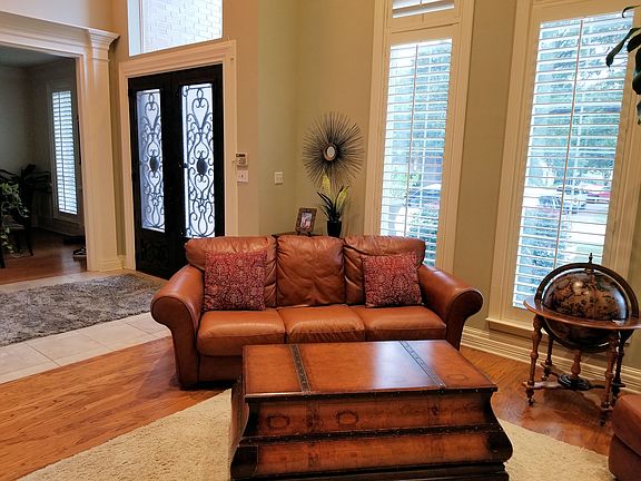 4th image of 5305 Cottonwood Ct