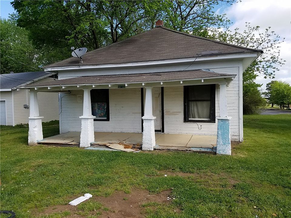 2nd image of 1133 E Tulsa St
