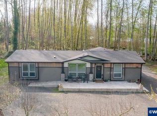 37734 River Dr, Lebanon, OR