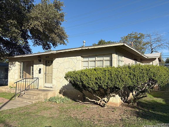 3rd image of 311 LATCH DR