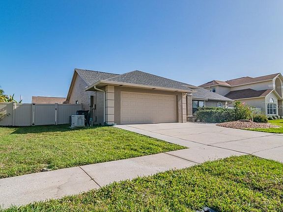 4th image of 11804 Classic Lake Way