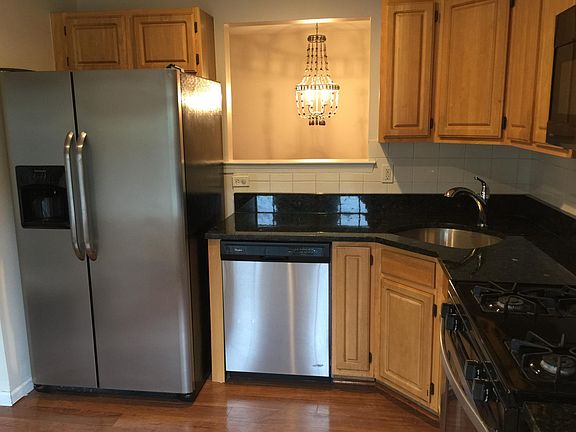 4th image of 36 Mindy Dr #1836