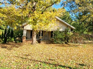 305 3rd St, Hazel, KY 42049