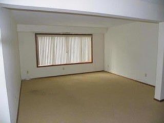 5th image of 20 Laurel Ave APT 19