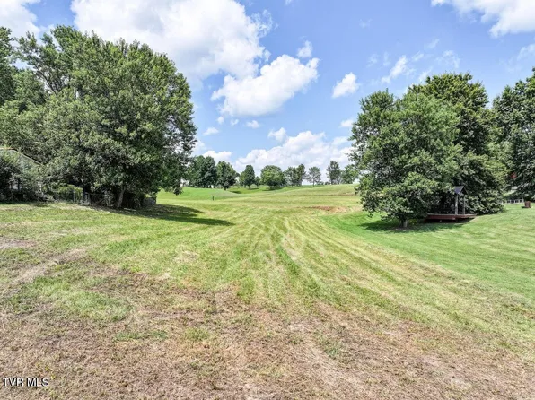 Robertson Rd, Chuckey, TN 37641