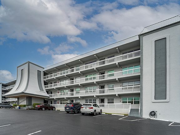 2nd image of 155 Yacht Club Drive #404