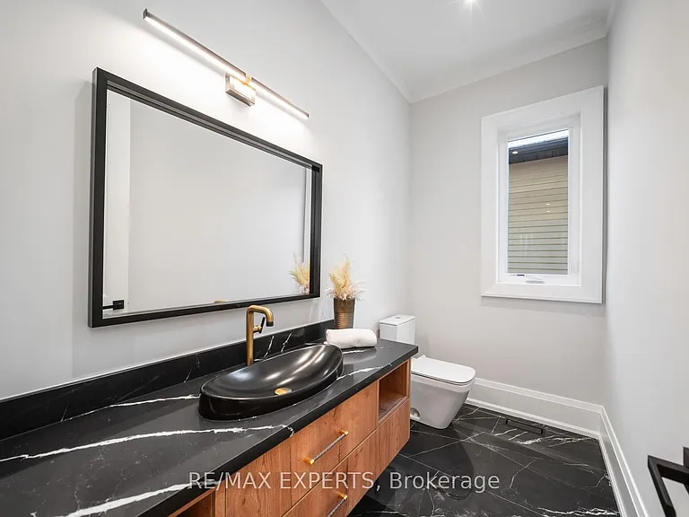 88 Moray Ave — Photo 21