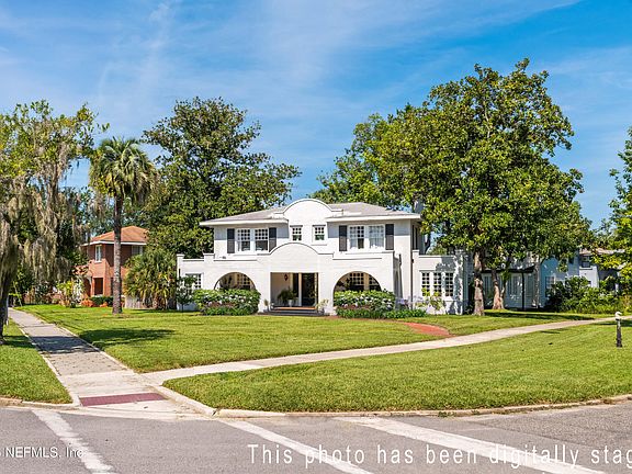 2nd image of 1492 AVONDALE Avenue
