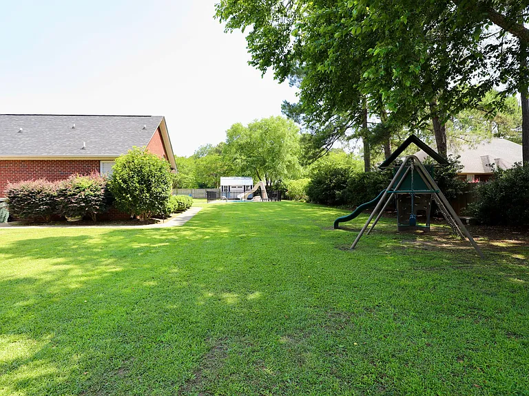 595 Saint Augustine Dr — Photo 103