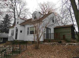 57 Frost Pl, Albany, NY 12205