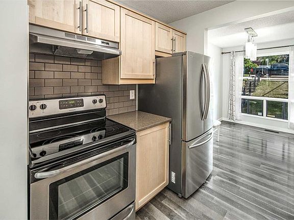 4th image of 6915 N Ranchview Dr NW #16