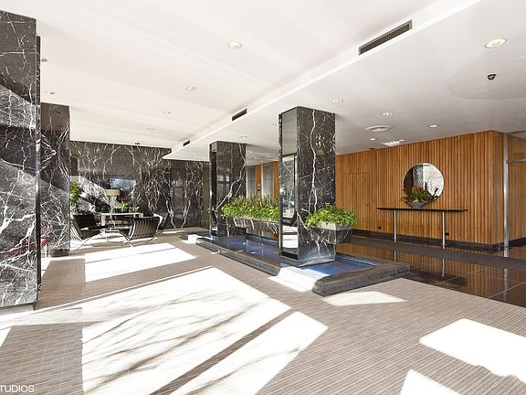 2nd image of 3900 N Lake Shore Dr APT 13E