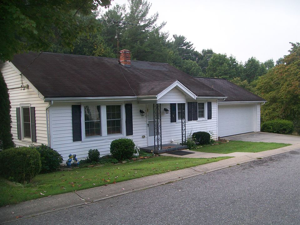 1st image of 111 Herndon St