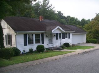 111 Herndon St, North Wilkesboro, NC 28659