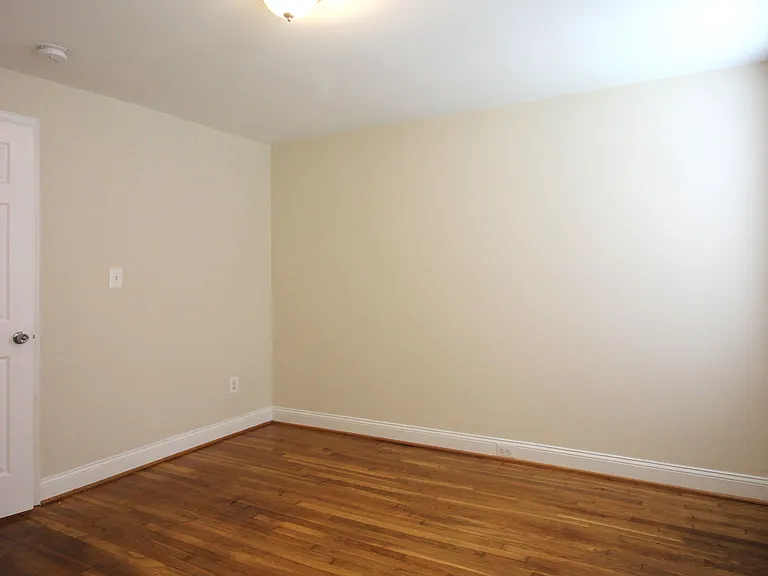 1008 Parksley Ave — Photo 11
