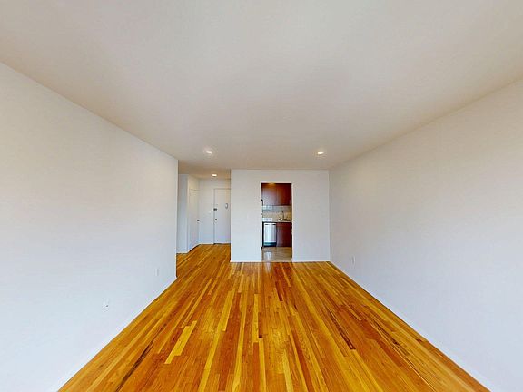 2nd image of 284 Mott St APT 4J