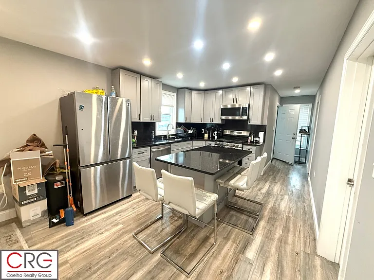 14 Vermont Ave #3 — Photo 15