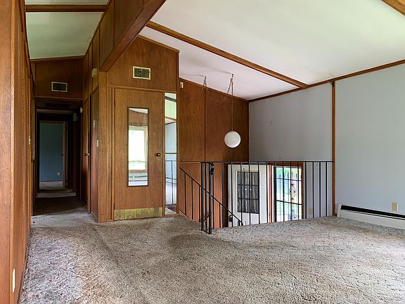 3rd image of 506 Campbell Ave