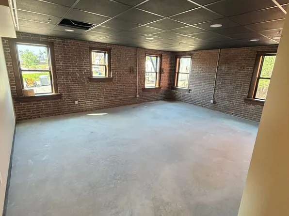 208 Marshall St, Jefferson City, MO