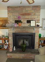 4th image of 9 Marilyn Ave