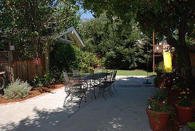 5th image of 863 Linden Dr