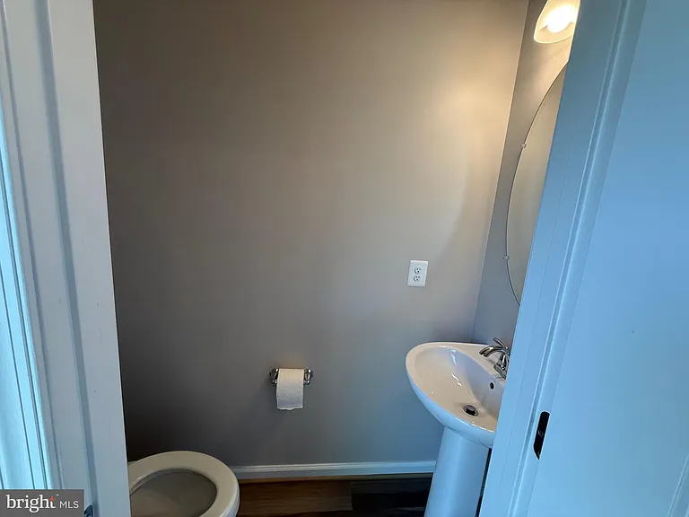 221 Narrowleaf Way — Photo 43