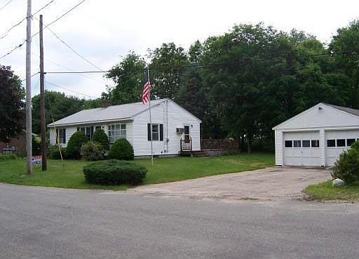 2 lots, 0.6 acres