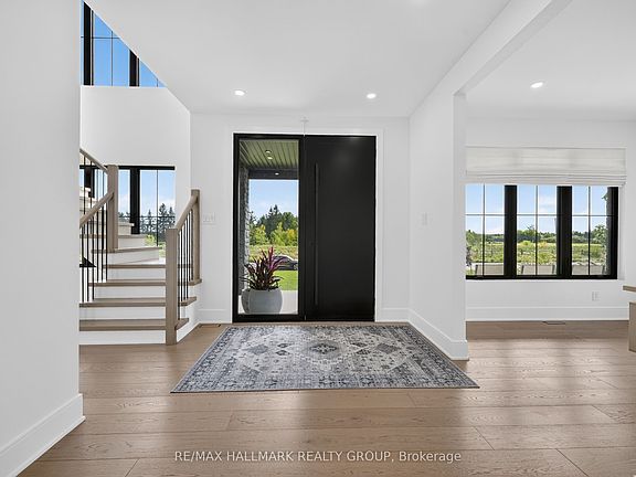 2nd image of 35 Horned Lark Ct