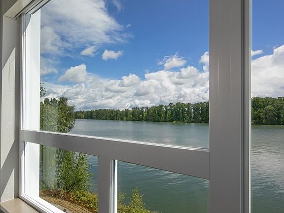 Willamette River Views in Select Homes