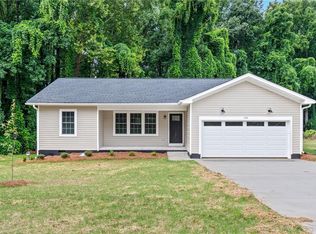 136 Williams St, Boonville, NC 27011