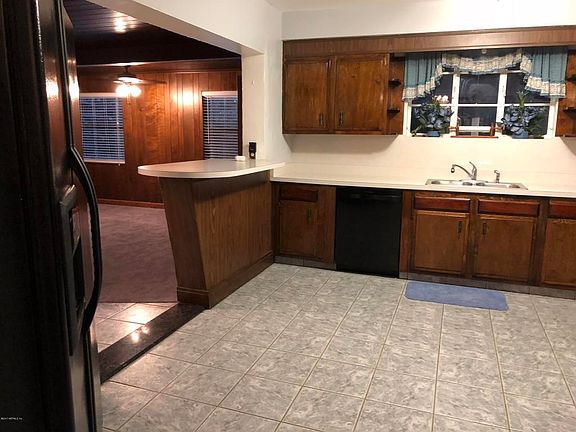 5th image of 5222 Yerkes St