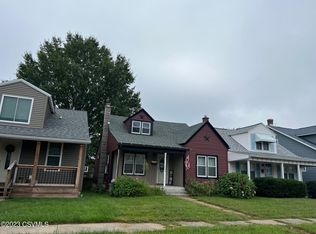 729 8th St, Selinsgrove, PA 17870