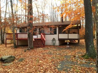 281 Maxatawny Dr, Pocono Lake, PA 18347