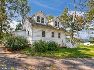 387 N Market St, Fawn Grove, PA 17321