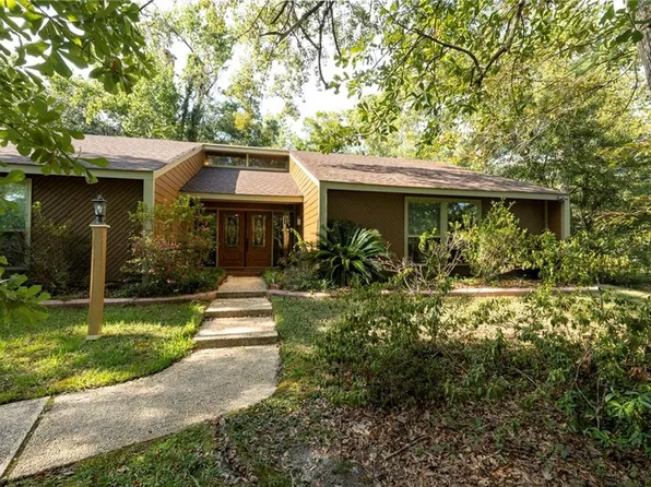 110 Twin Oaks Dr, Slidell, LA 70461