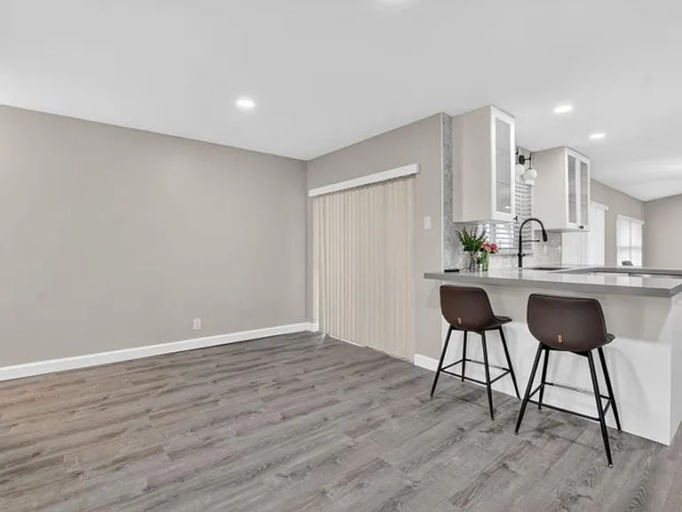 3068 NW 25th Way — Photo 8
