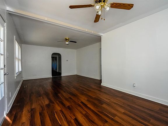 5th image of 1316 W 6th Ave